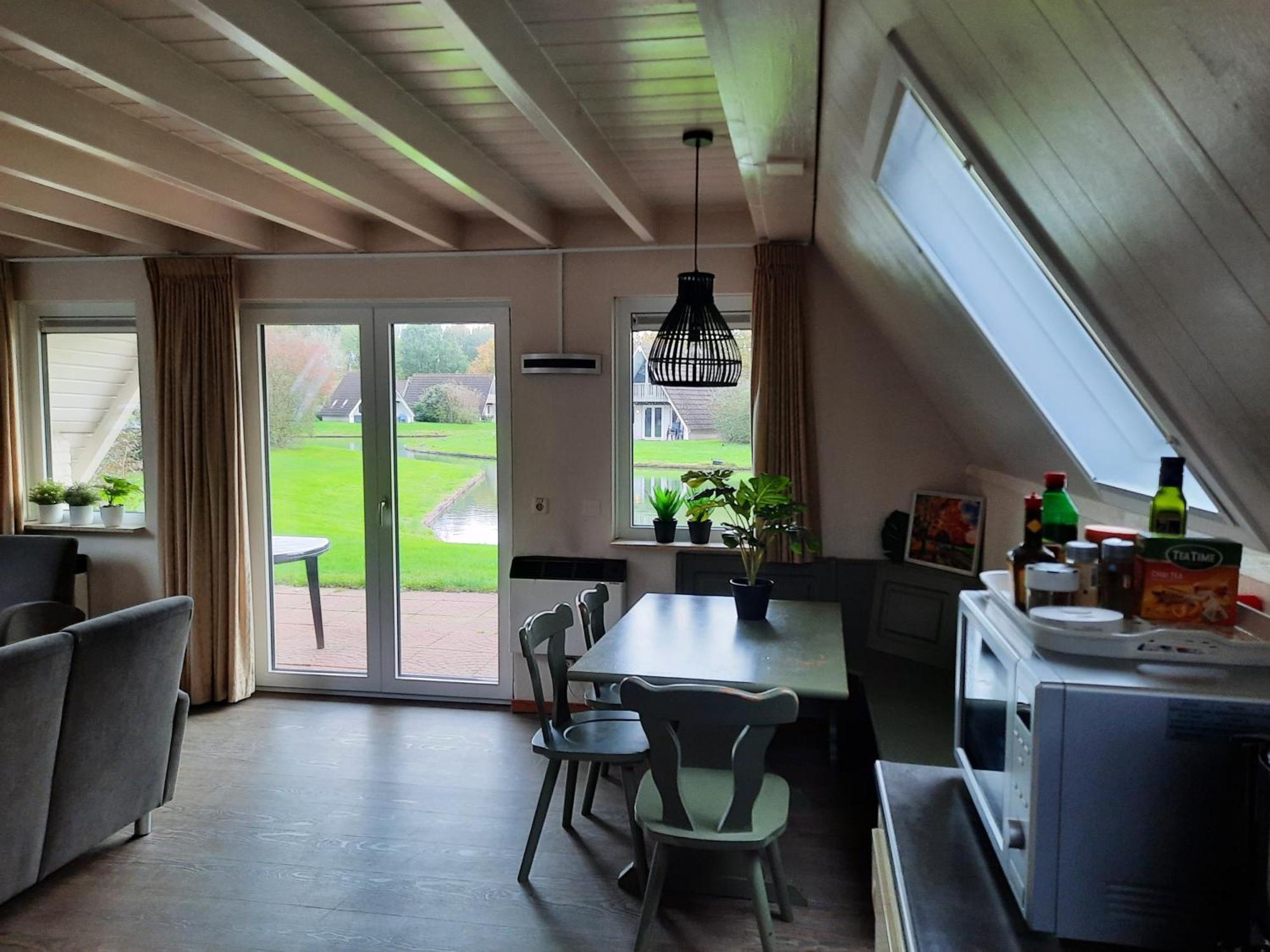 De Gouwe, 158 - Aan Visvijver, De Beste Visstek Gramsbergen Esterno foto